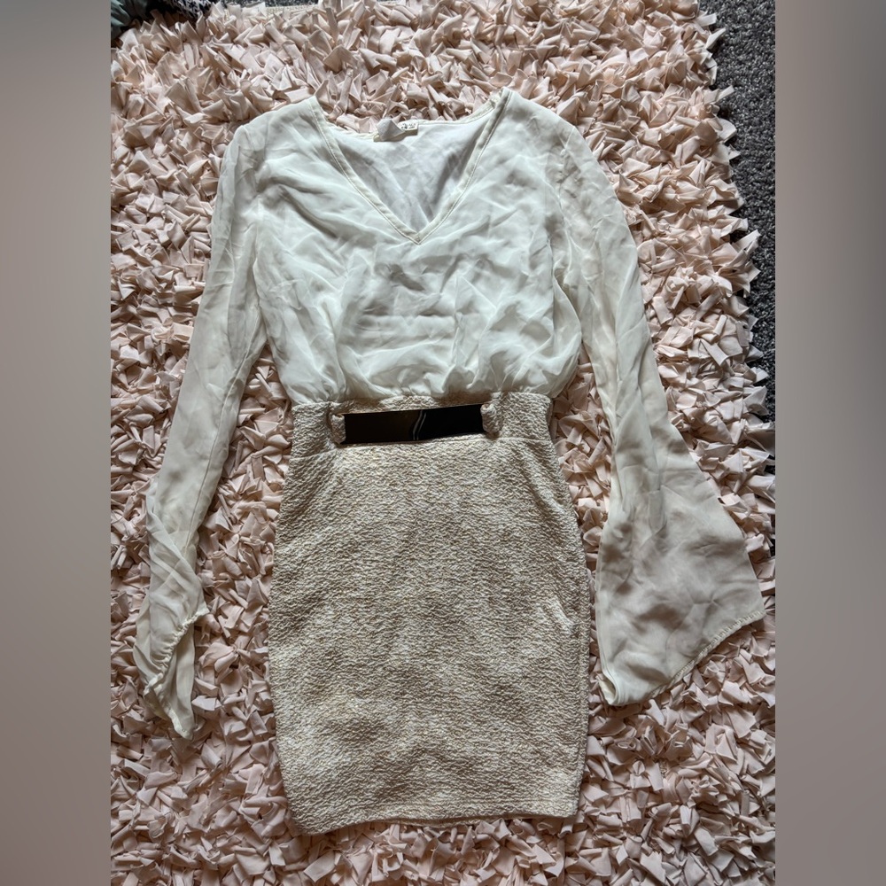 Bodycon White and Cream Long Sleeve Dress